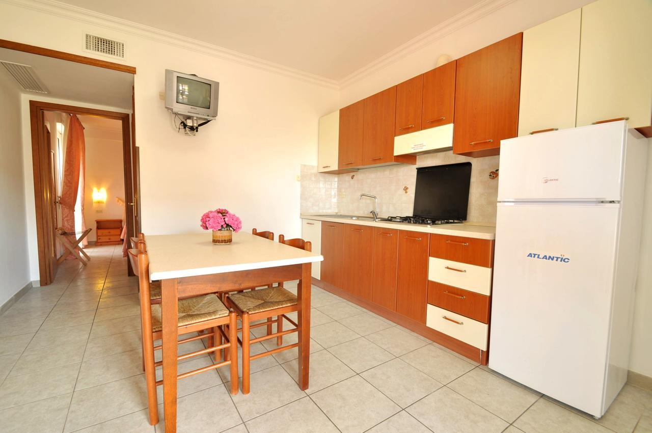 Residence Mezzaluna Каровиньо Экстерьер фото