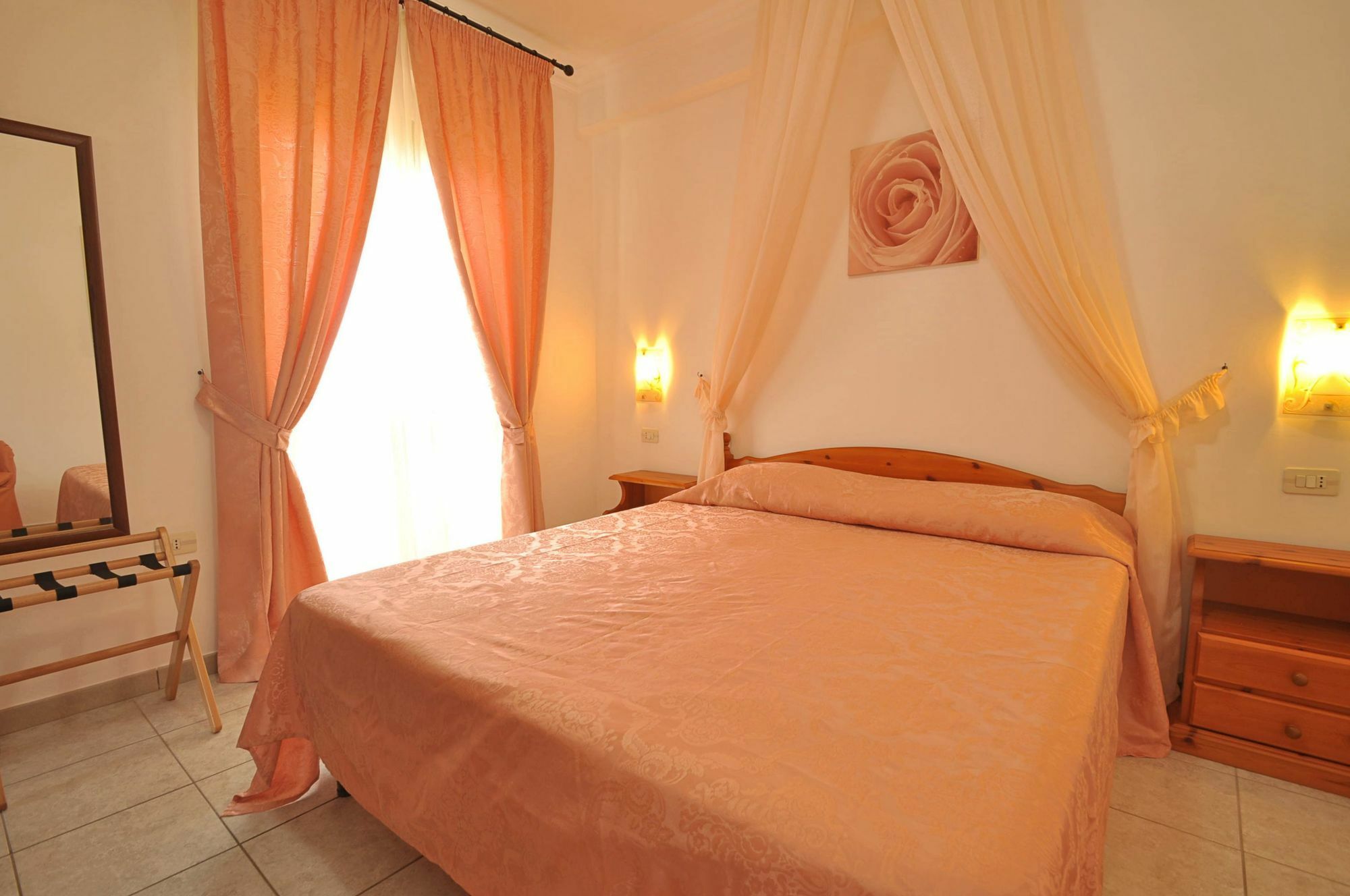 Residence Mezzaluna Каровиньо Экстерьер фото